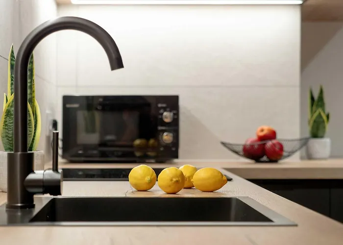 Elegant For 4 People In By Renters شقة وودج